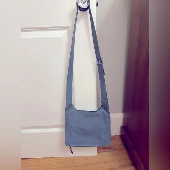 Baggallini Blue/Lime Nylon Multi-Pocket Crossbody Bag w/ Detachable Change Purse - Picture 12 of 15